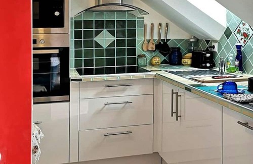 Moret-sur-Loing Apartamento | Homerez - Beautiful appartement for 4 ppl. with garden at Moret-Loing-et-Orvanne
