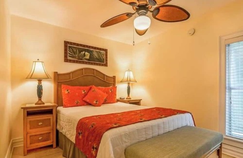 Old Town Complejo | Ocean View w/ Private Beach & Pool 2 Bed/2 Bath Resort w/ free laundry July10-13