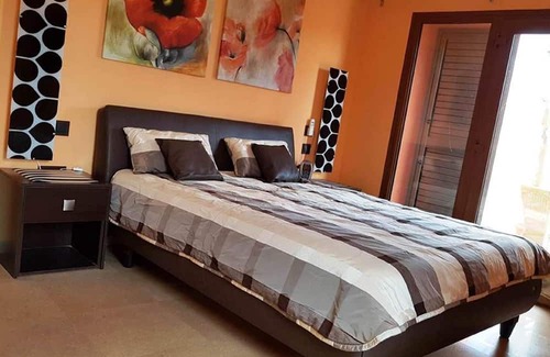 Triquivijate Casa | Holiday house Triquivijate for 1 - 8 persons with 4 bedrooms - Holiday house