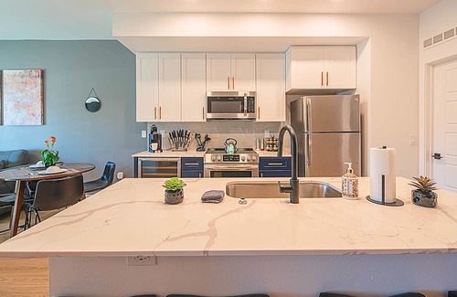 Desert View Village Apartamento | Shopping & Dining District-Resort Pool-Views-King Bed 439