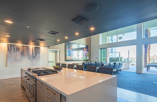 Desert View Village Apartamento | Shopping & Dining District-Resort Pool-Views-King Bed 439