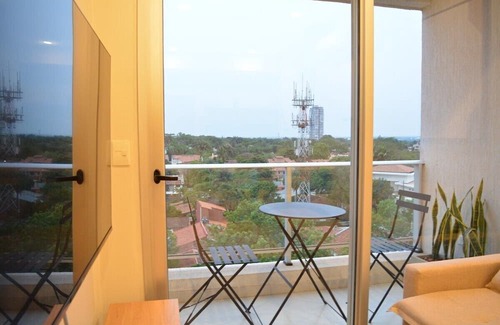 Asuncion Apartamento | Chic 1BDR: Prime Location in Brand-New Building II