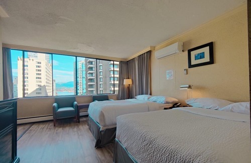 Coal Harbour Apartamento | Divya Sutra Suites - One Bedroom Apartment with Harbour View!