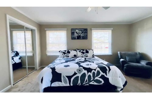 Indian Trail Casa | Delightful & Comfy Home
