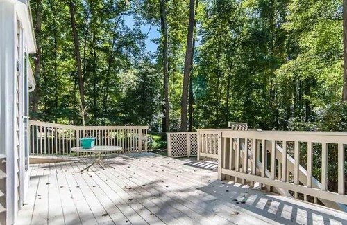 Wake Forest Casa | Wake Forest Oasis