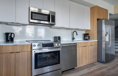 Truxton Circle Apartamento | Clean Truxton Circle 2BR w/ Rooftop & W/D, nr Restaurants, by Blueground