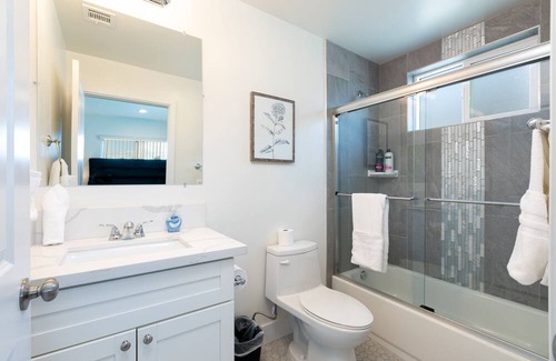 Pico-Union Casa | Downtown Darling by AvantStay | Rooftop Deck, View