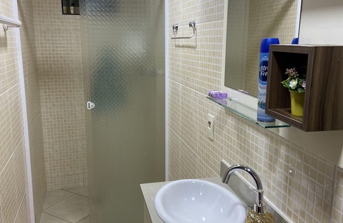 Centro Apartamento | Loft Aconchegante em Blumenau com Garagem