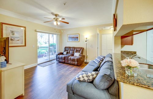 Gateway Condominio | Fort Myers Condo w/ Screened Patio & Pool Access!