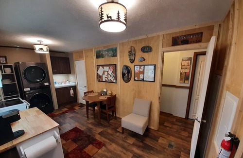 Mars Hill Apartamento | Private Guest Suite with Mountain View Near Asheville
