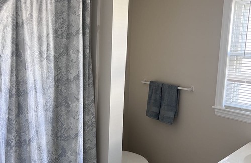 Ortley Beach Apartamento | Family / pet friendly summer rental walking distance away from the beach and bay