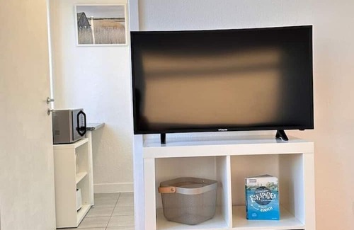Hoengg Apartamento | Gemütliches Apartment mit Einem Schlafzimmer in Zürich Höngg
