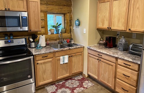 Knik-Fairview Cabina | Private Little Cabin On The Hill.