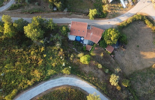 Moitas Cama Y Desayuno | "Yellow House - Casa Amarela" Is a Family Run Farmhouse in the Mountains