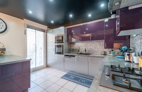 Gennevilliers Casa | The Garden Townhouse