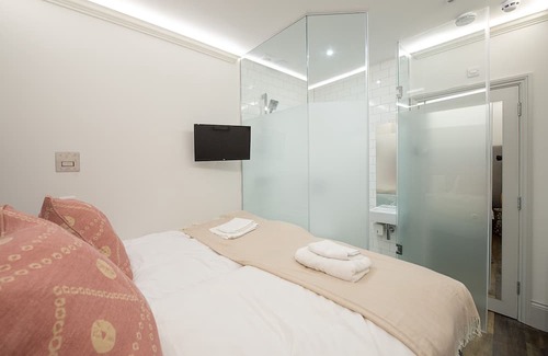 Campden Apartamento | Twin bed Kensington Studio, 5mins to Kensington Palace & 10mins to Portobello Rd