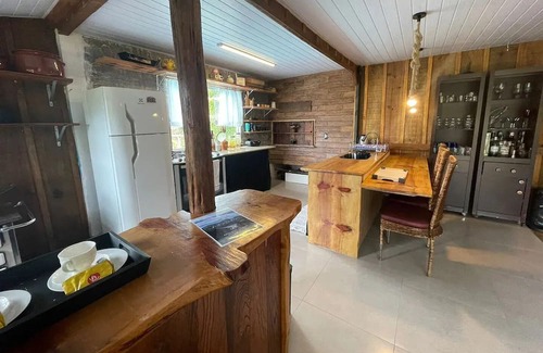 Campina Grande Do Sul Cabina | Cabana nas Montanhas com Piscina, Acesso a Represa do Capivari