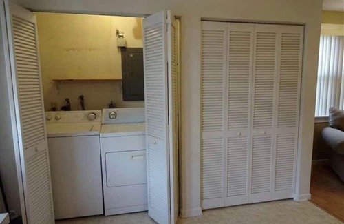 Fayetteville Casa | Adorable Fayetteville Ranch, great walkability, close to Town Center