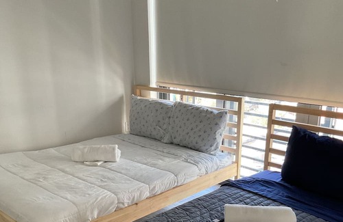 Wynwood Art District Condominio | Luxury family sized condo.Restaurants and shopping right outside your door.