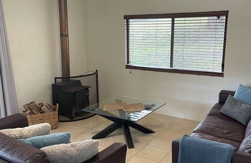 Murphys Creek Casa | Farm Stay - 2 Bedroom cottage