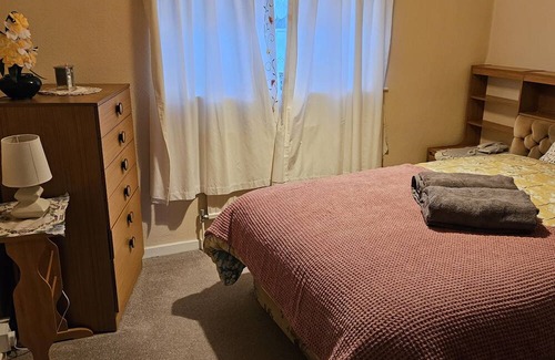 Openshaw Casa | 2 Bedroom Home Away From Home