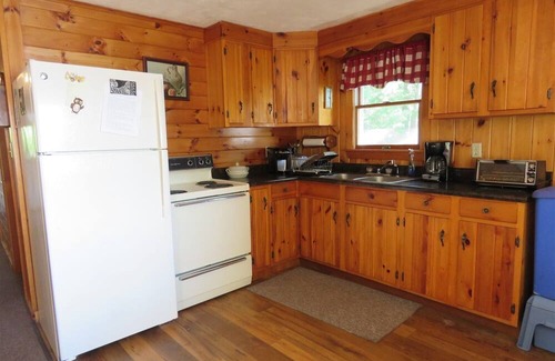 Sanford Cabaña | Delightful waterfront home offers fun and relaxation for all who venture here!