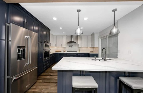 Silver Lake Condominio | Luxury 2 bd Perfect for Traveling Professionals!