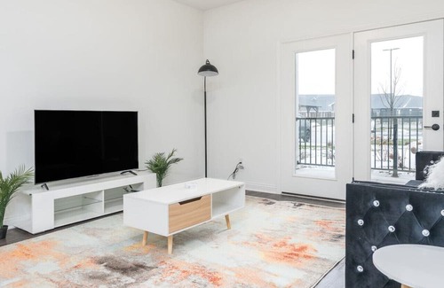 Whitestown Apartamento | Corporate Housing by MGM
