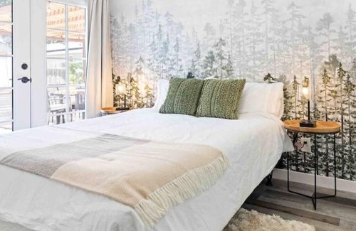 San Luis Obispo Casa | Cozy Home Minutes to Wineries + Fire Pit & Games