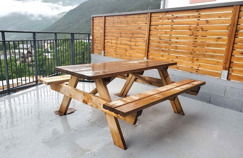 Seez Apartamento | Apartment 'Location Paradiski San Bernardo' with Private Terrace and Wi-Fi