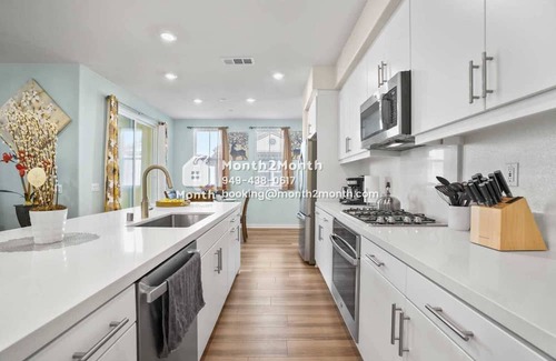 Chino Casa | The Palace on Traveller #41405