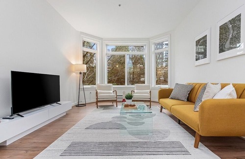 Belltown Apartamento | Belltown's Flower Moon, near The Space Needle