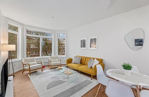 Belltown Apartamento | Belltown's Flower Moon, near The Space Needle