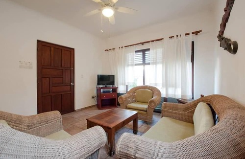 Área de Playacar Fase I Villa | Private rooftop with a stunning ocean view. Private pool. Sleeps 8 guests.