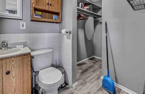 Aurora Apartamento | You will be close to everything when you stay at this centrally-located place