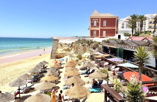 Armacao de Pera Apartamento | Newly refurbished coastal apartment, steps away from the beach with sea views.