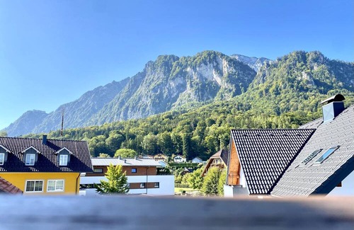 Groedig Apartamento | Apartment 4 with balcony and in view of Untersberg