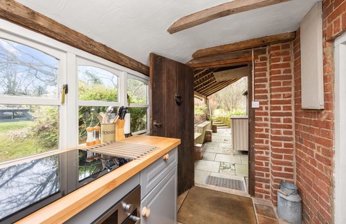 Steyning Cabaña | The Milkhouse