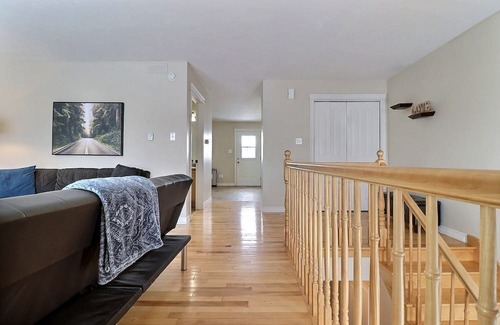 Moncton Casa | Cozy Home in Central Moncton WFH NBCC