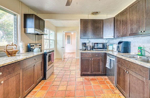 Spring Hill Cabaña | Gulf Front Spring Hill Getaway w/ Grill & Dock!