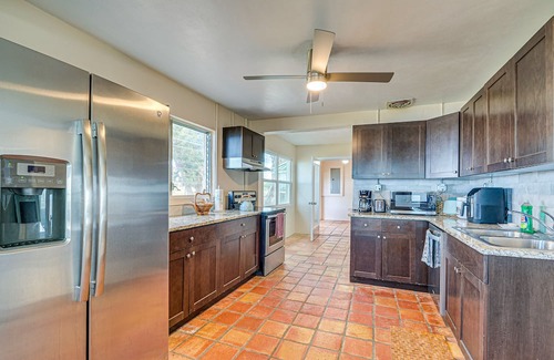 Spring Hill Cabaña | Gulf Front Spring Hill Getaway w/ Grill & Dock!