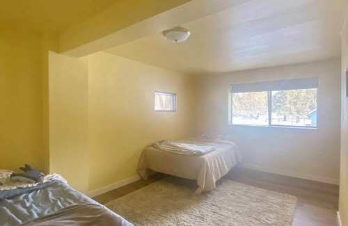 Bend Casa | Bend beauty on 2 private acres. Just minutes from parks and downtown.