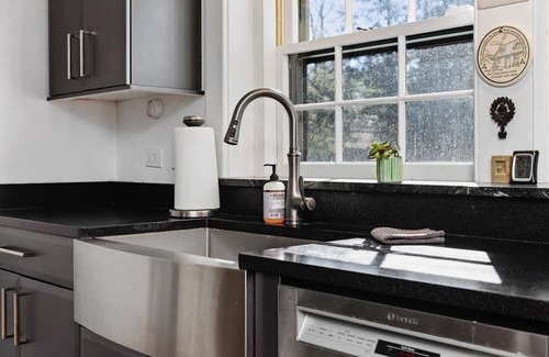 Lewis Mountain Casa | Welcome to your dream home in the heart of UVA, Charlottesville!