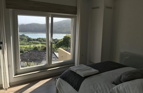 Manon Casa | Casa Rural en la Punta más Septentrional de la Península,en O Barqueiro, San Fiz