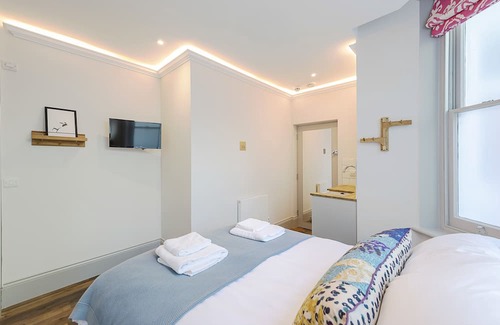 Campden Apartamento | Small Kensington Studio, 5 mins to Kensington Palace & 10 mins to Portobello Rd