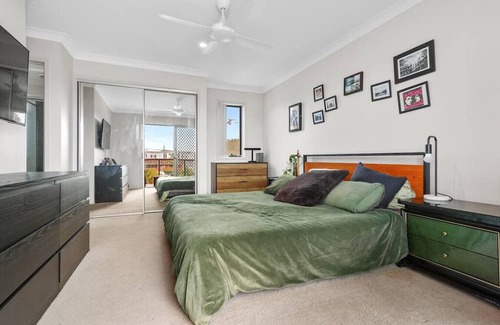 Tugun Casa | Relaxed Coastal Getaway