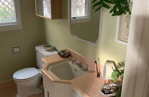 Berkeley Casa | Tasteful, light-filled & lovely, near UC Berkeley
