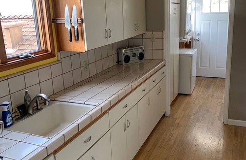 Berkeley Casa | Tasteful, light-filled & lovely, near UC Berkeley