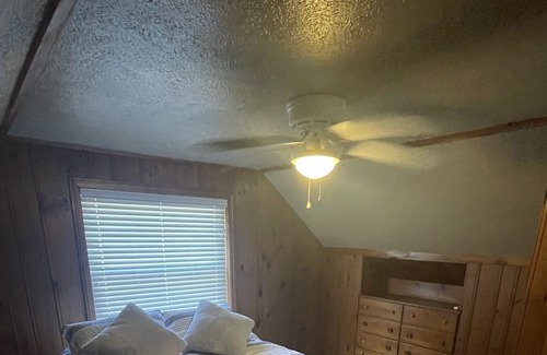 Huntington Casa | ~Cozy 3-Bedroom Bungalow~Near Ritter Park, Downtown, and Marshall University