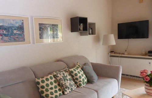 Rothhelmshausen Casa | Holiday Home "Ferienhaus 2" with Private Terrace & Wi-Fi
